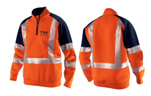 100% polyester *Embroidered badge on the front chest